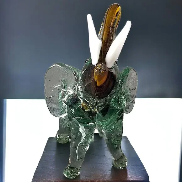 Murano Handblown Green Glass Elephant Figure W/Good Luck White Upward Tusk - Picture 14 of 16
